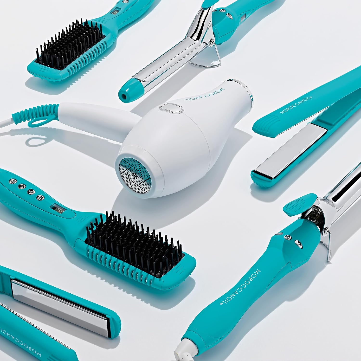 Moroccanoil Smooth Style Ceramic Heated Brush & Perfect Defense Bundle